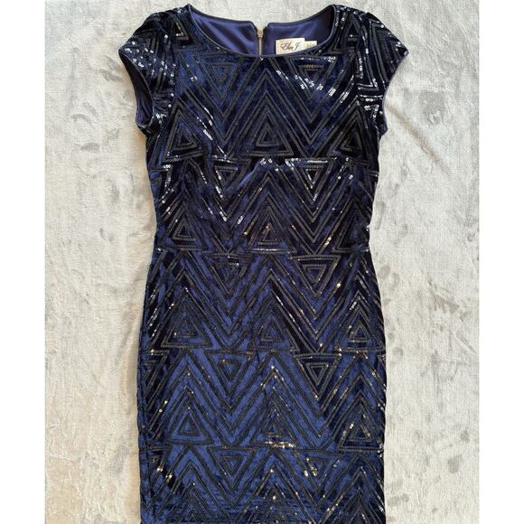 Eliza J Sheath Dress Velvet Sequins Navy Blue Cocktail Party Women’s Size 2 - Picture 1 of 6